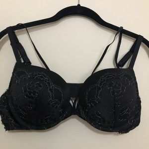 VS lacy strappy ‘very sexy push-up’ bra